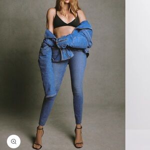 Good American Always Fits Good Women’s Waist Jeans size 00-4